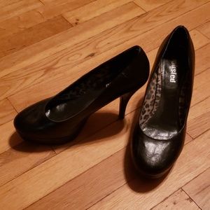 Black heels